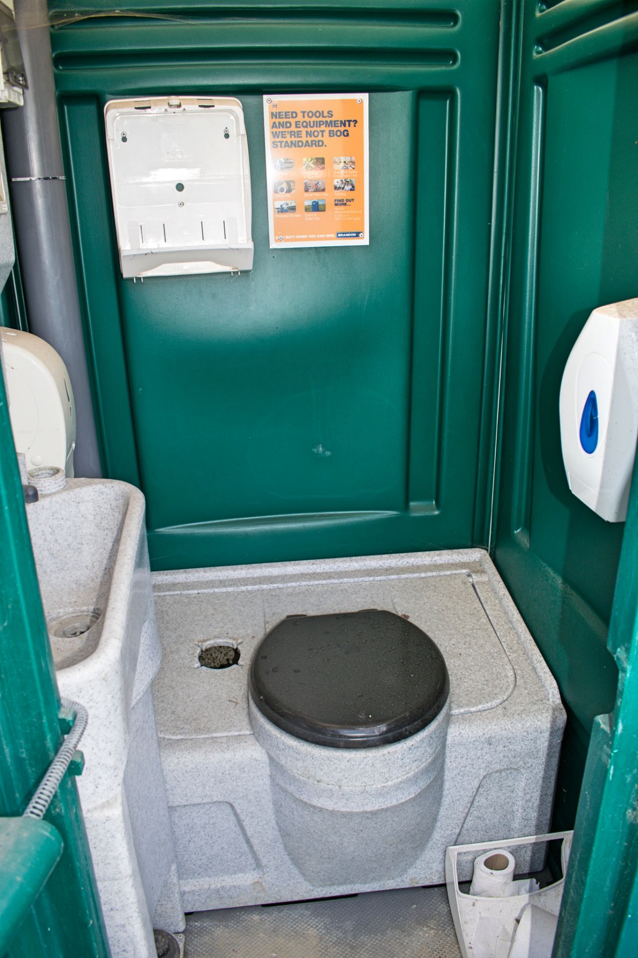 Plastic site toilet - Image 2 of 2