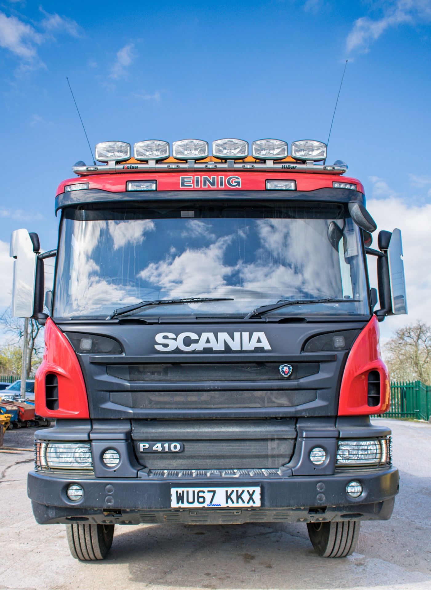 Scania P410 P-SRS C-Class 8 wheel 32 tonne tipper lorry Registration Number: WU67 KKX Date of - Bild 5 aus 12