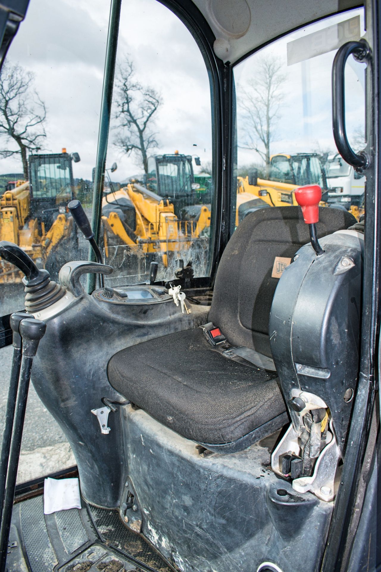 JCB 801.6 CTS 1.5 tonne rubber tracked mini excavator Year: 2013 S/N: 20171431 Recorded Hours: - Bild 12 aus 12