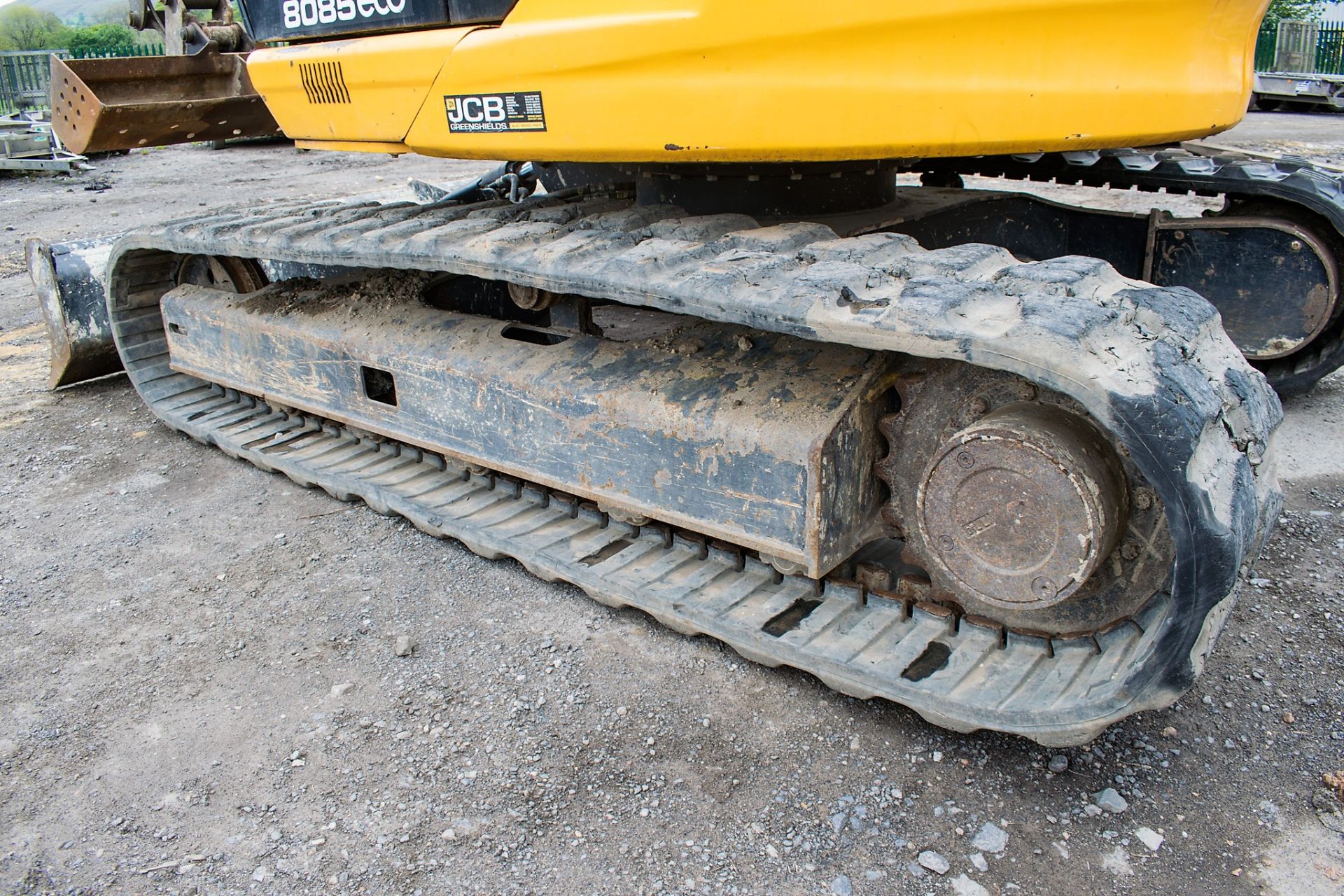 JCB 8085 ZTS 8.5 tonne rubber tracked midi excavator Year: 2013 S/N: 1073044 Recorded Hours: 93046 - Image 6 of 13