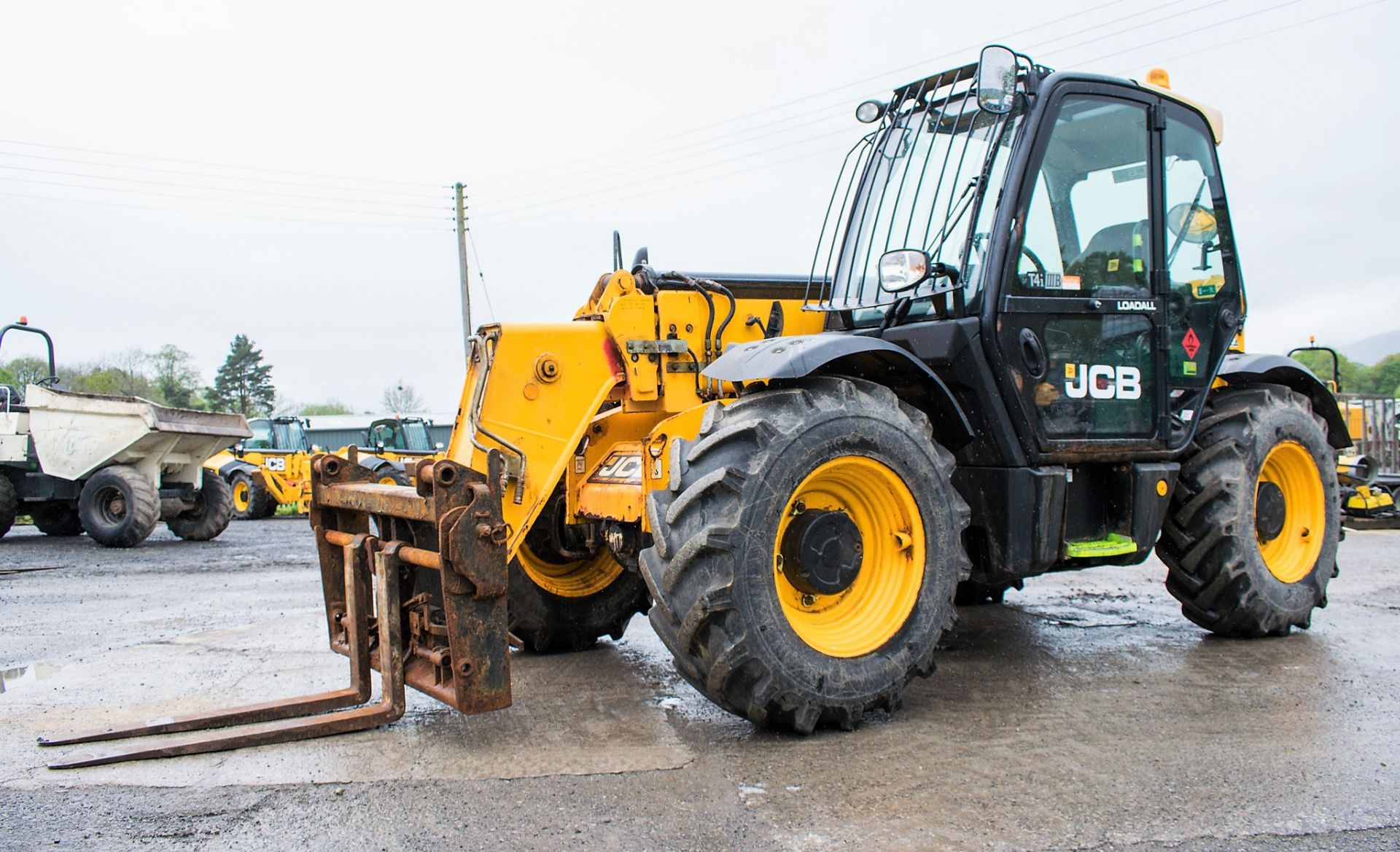 JCB 535-95 9.5 metre telescopic handler Year: 2013 S/N: 2180473 Recorded Hours: 897 c/w rear