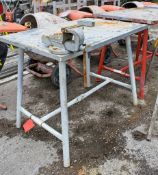 Site work bench c/w bench vice