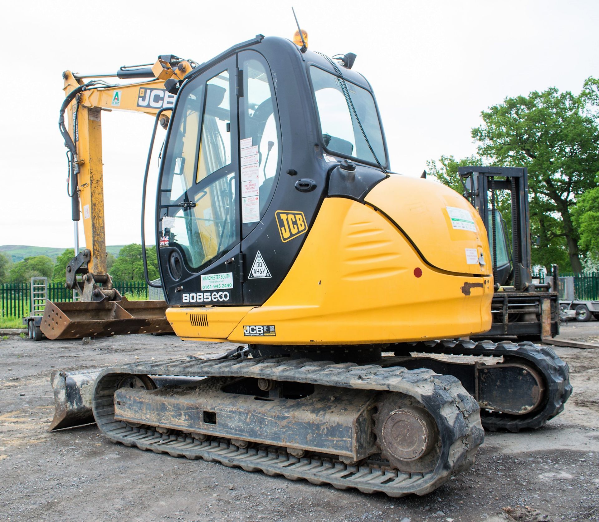 JCB 8085 ZTS 8.5 tonne rubber tracked midi excavator Year: 2013 S/N: 1073044 Recorded Hours: 93046 - Image 2 of 13