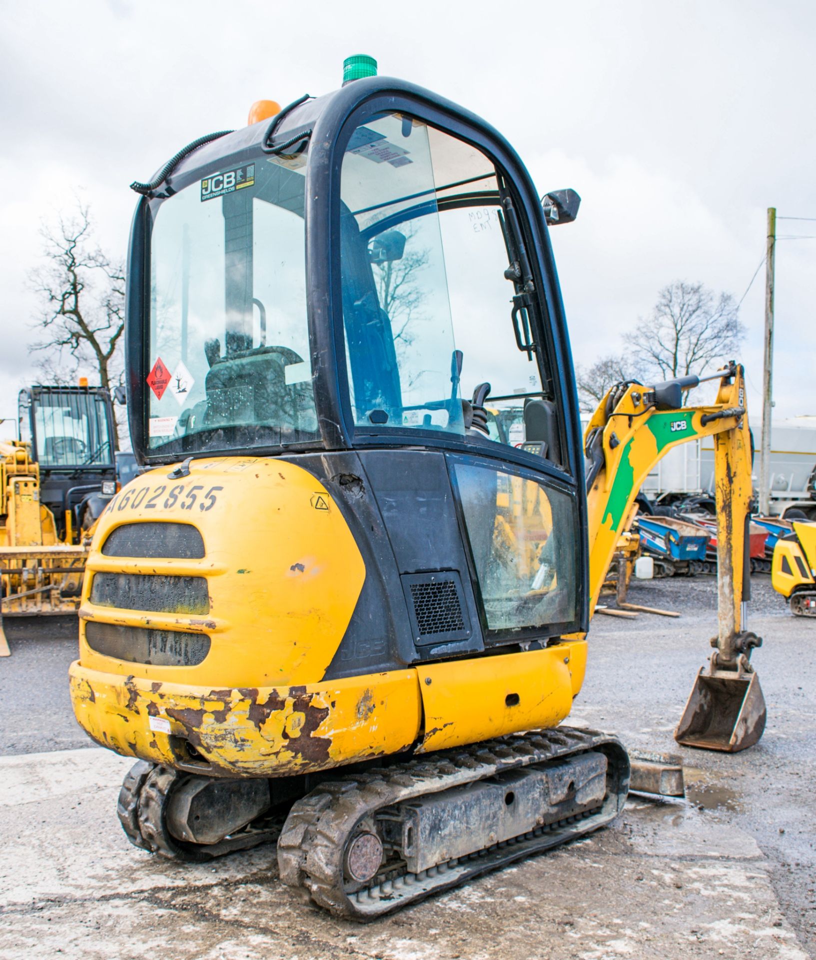 JCB 8016 1.6 tonne rubber tracked mini excavator Year: 2013 S/N: 2071389 Recorded Hours: 1337 blade, - Image 4 of 12