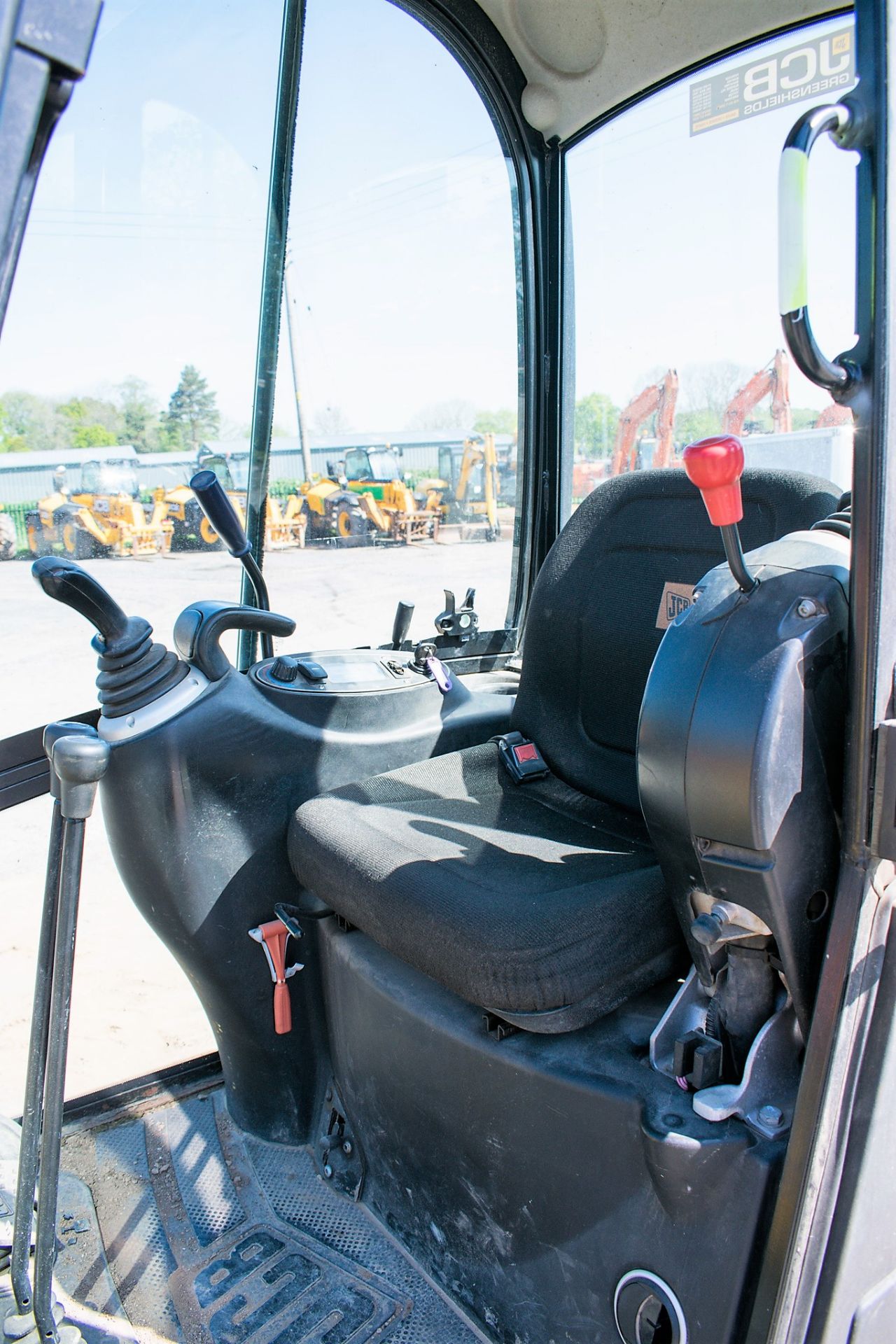 JCB 8016 1.6 tonne rubber tracked mini excavator Year: 2013 S/N: 2071486 Recorded Hours: 2226 blade, - Image 12 of 12