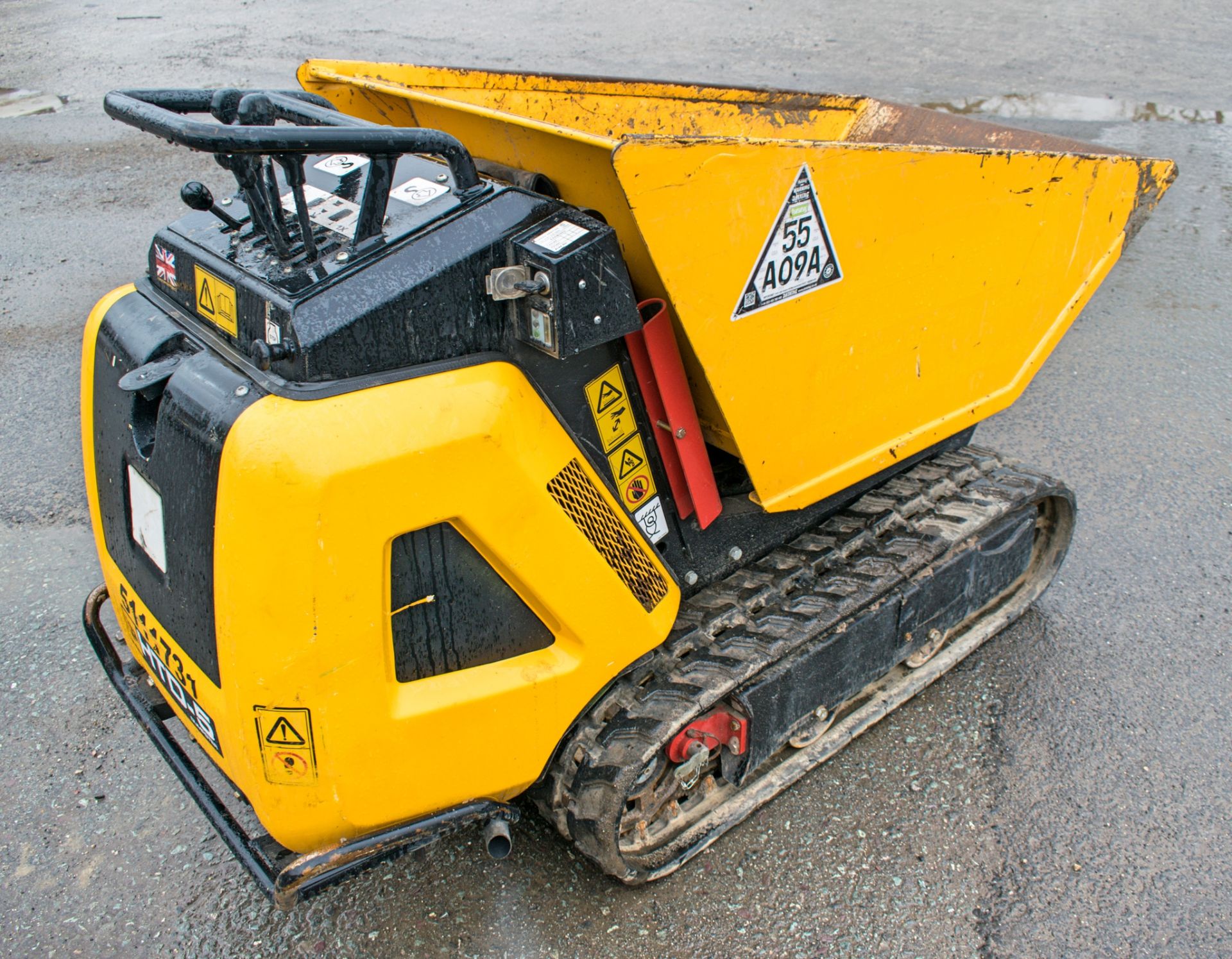 JCB HTD-5 Dumpster diesel driven rubber tracked hi-tip pedestrian dumper Year: 2016 S/N: 1593598 - Image 4 of 12