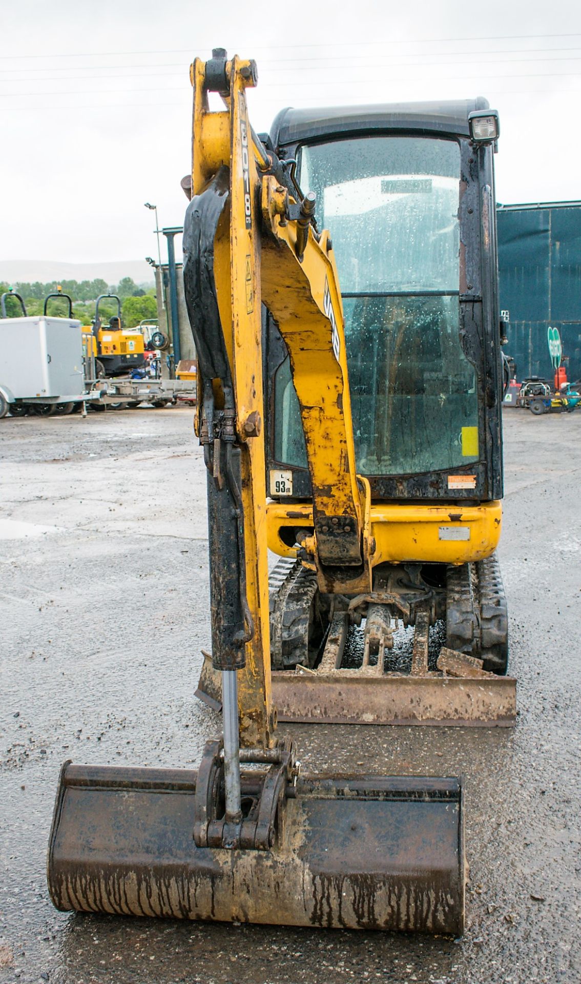 JCB 8018 1.8 tonne rubber tracked mini excavator Year: 2014 S/N: 2333718 Recorded Hours: 1585 blade, - Image 5 of 12