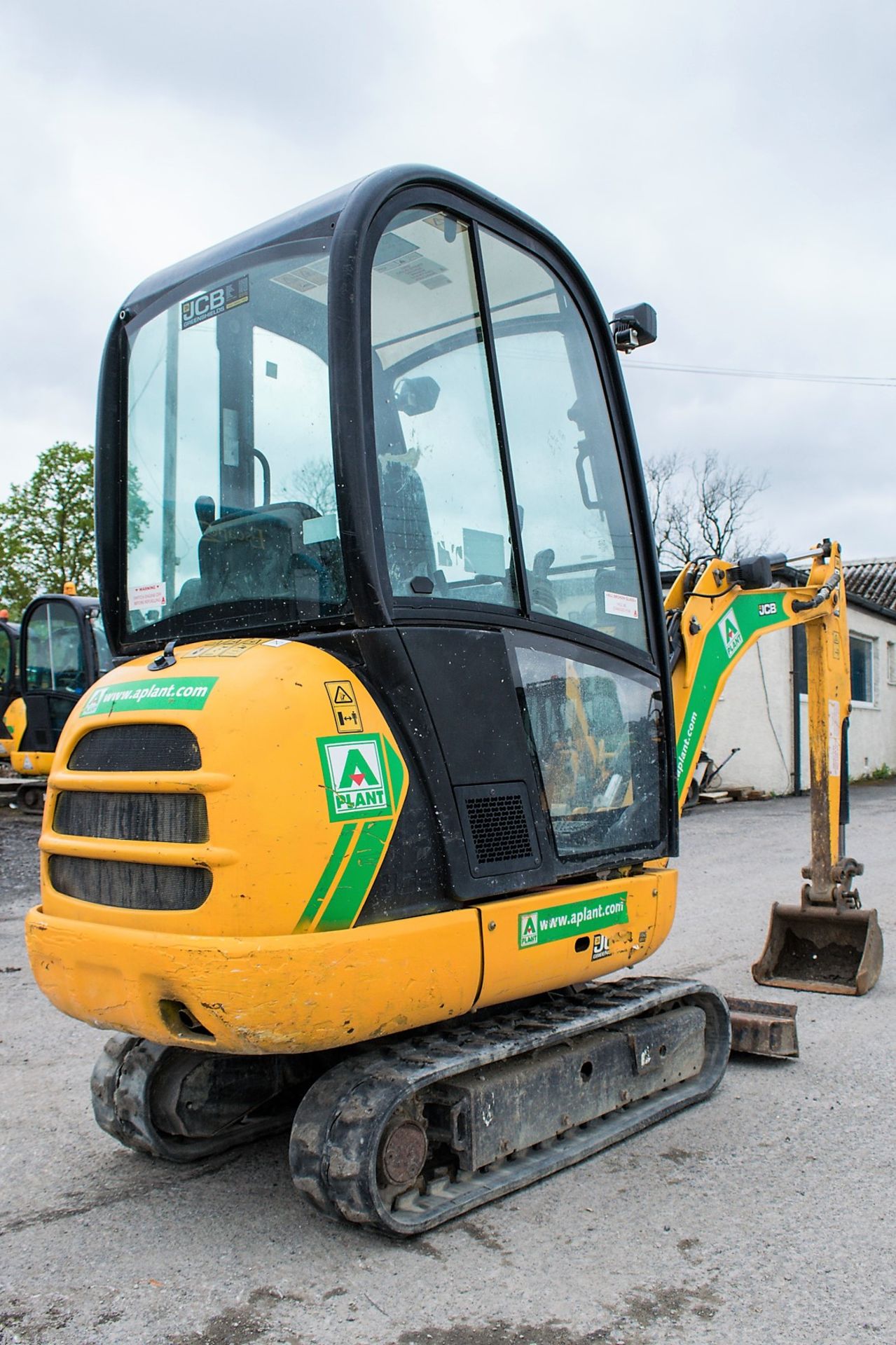 JCB 8016 1.6 tonne rubber tracked mini excavator Year: 2013 S/N: 2071482 Recorded Hours: 1312 blade, - Image 4 of 12