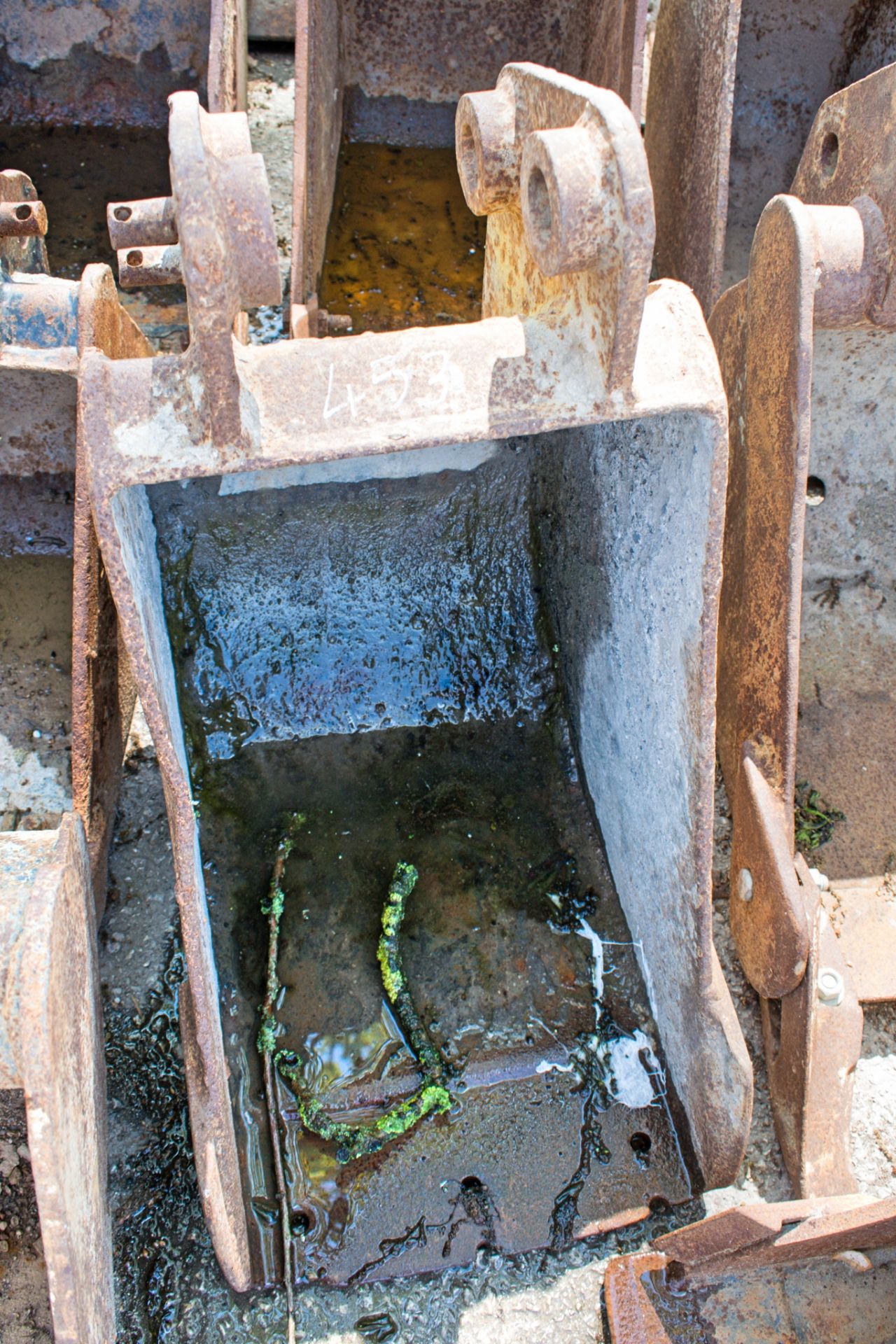 10 inch mini digger bucket