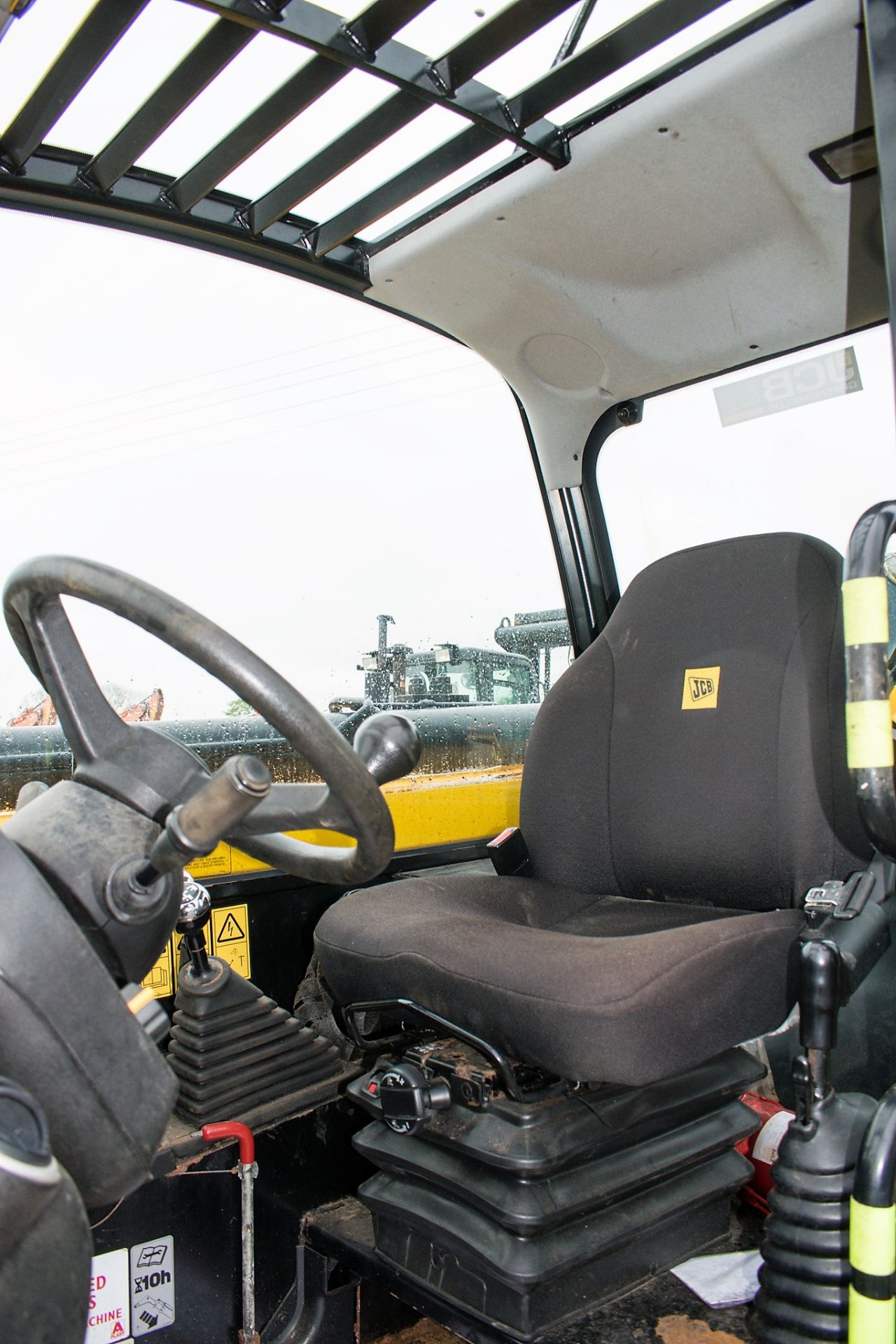 JCB 535-95 9.5 metre telescopic handler Year: 2013 S/N: 2180457 Recorded Hours: 1251 c/w rear camera - Image 12 of 13