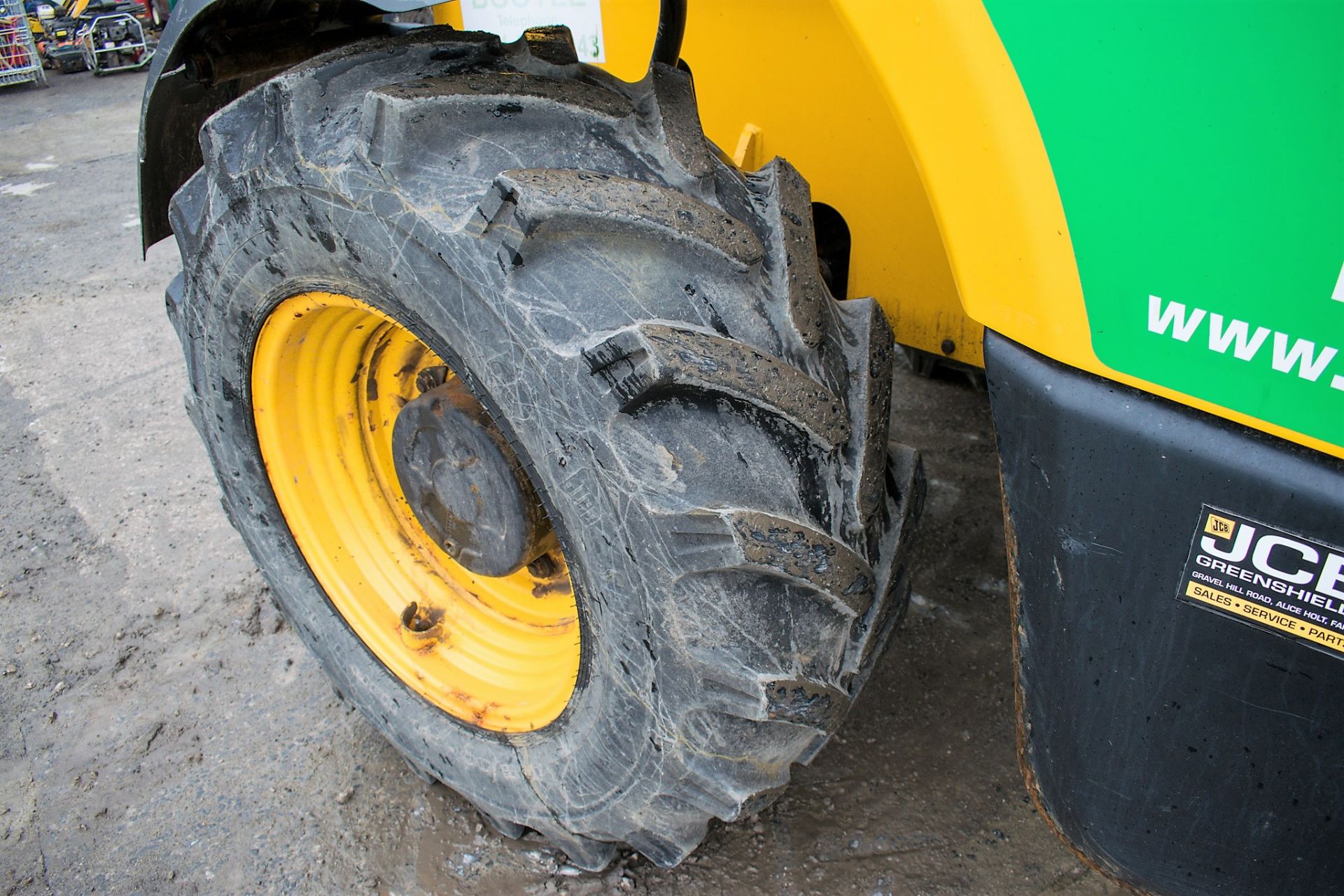 JCB 535-95 9.5 metre telescopic handler Year: 2013 S/N: 2180382 Recorded Hours: 1467 c/w rear camera - Image 9 of 13