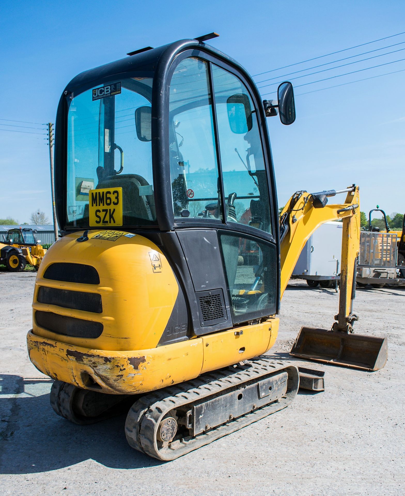 JCB 8016 1.6 tonne rubber tracked mini excavator Year: 2013 S/N: 2071486 Recorded Hours: 2226 blade, - Image 3 of 12