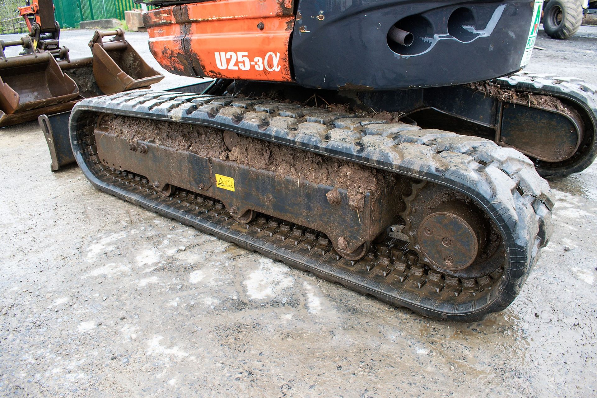 Kubota U25-3 2.5 tonne rubber tracked mini excavator Year: 2013 S/N: 25724 Recorded Hours: 1500 - Image 7 of 12