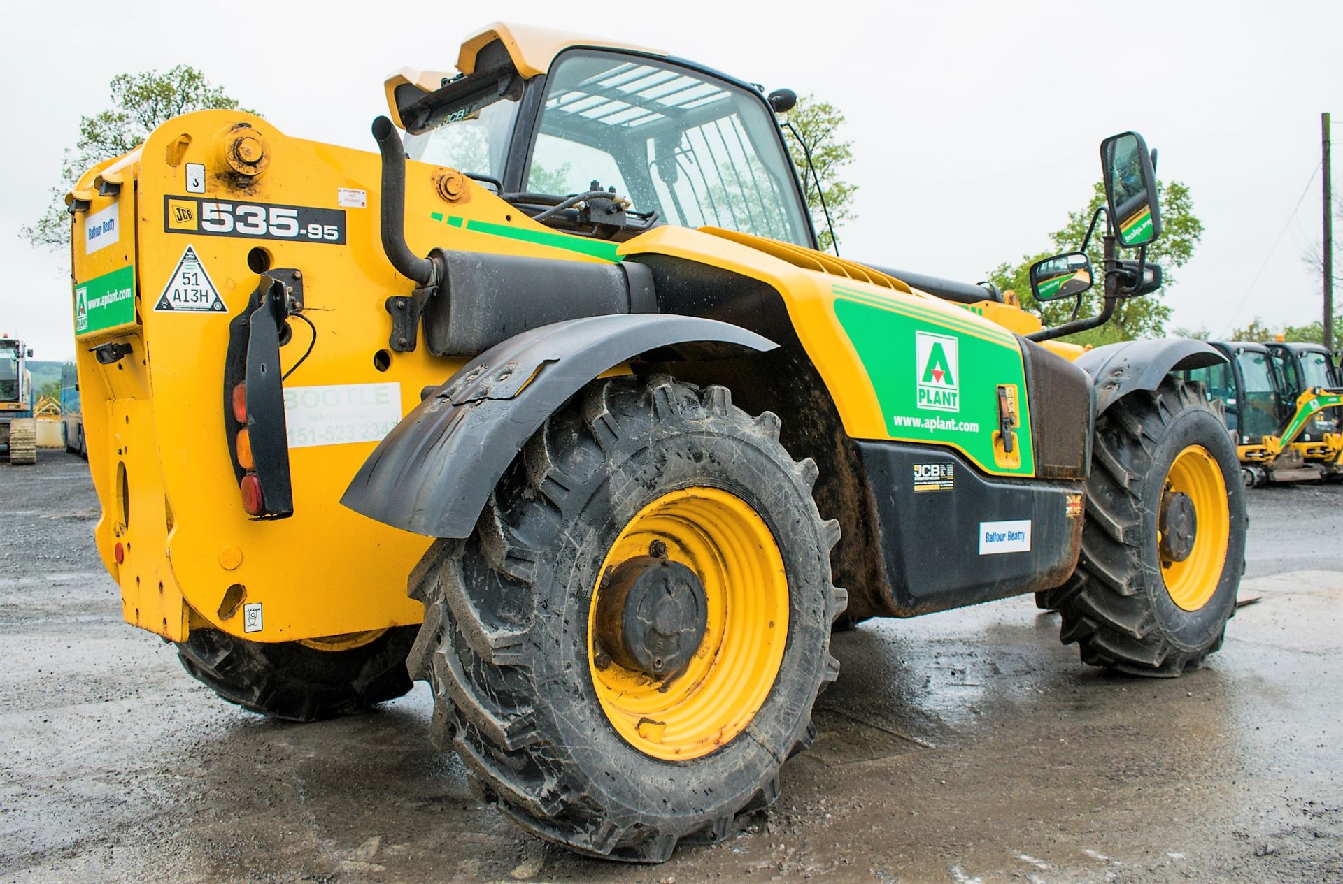 JCB 535-95 9.5 metre telescopic handler Year: 2013 S/N: 2180382 Recorded Hours: 1467 c/w rear camera - Image 4 of 13