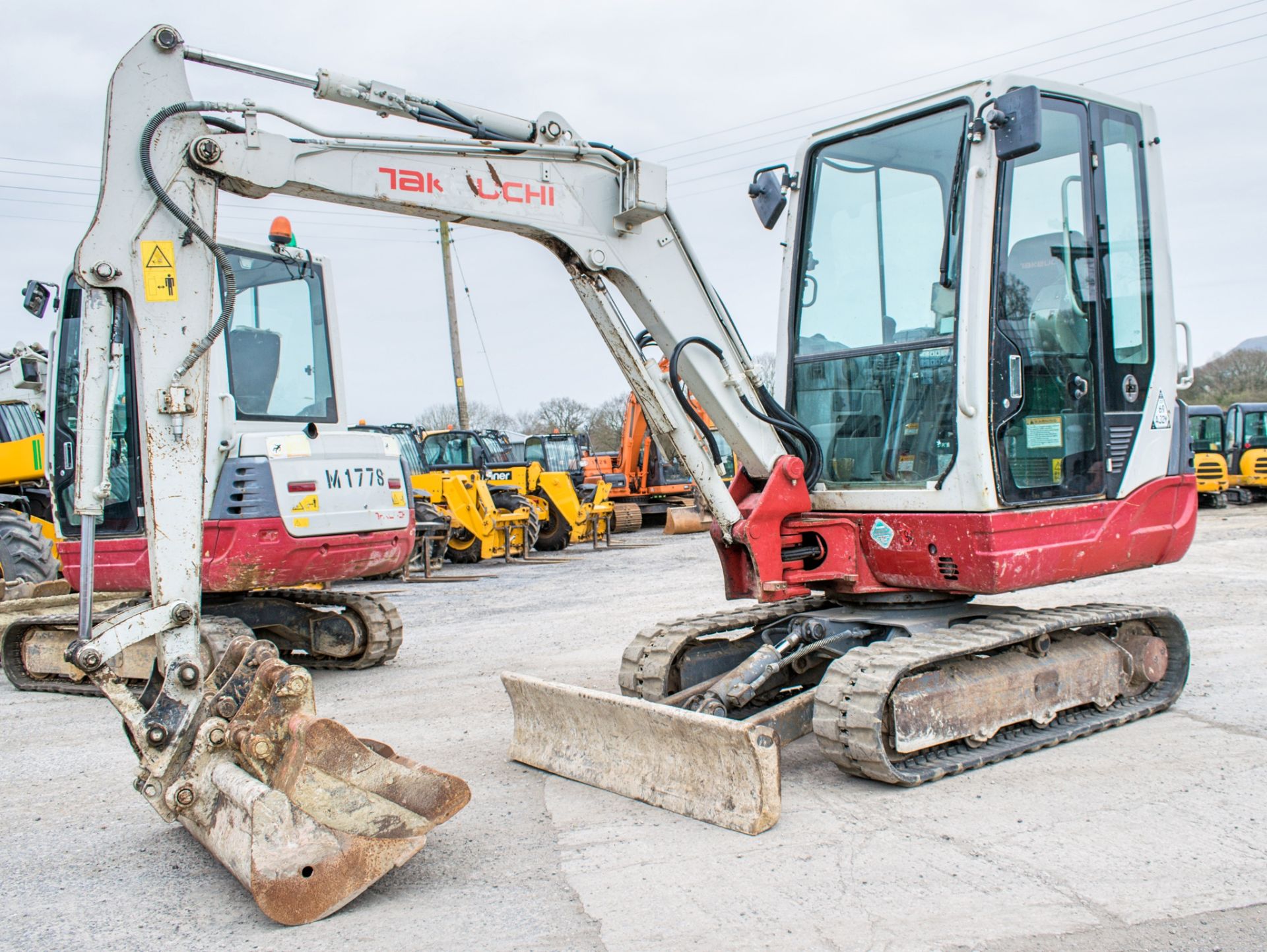 Takeuchi TB228 2.8 tonne rubber tracked mini excavator Year: 2014 S/N: 122863585 Recorded Hours: