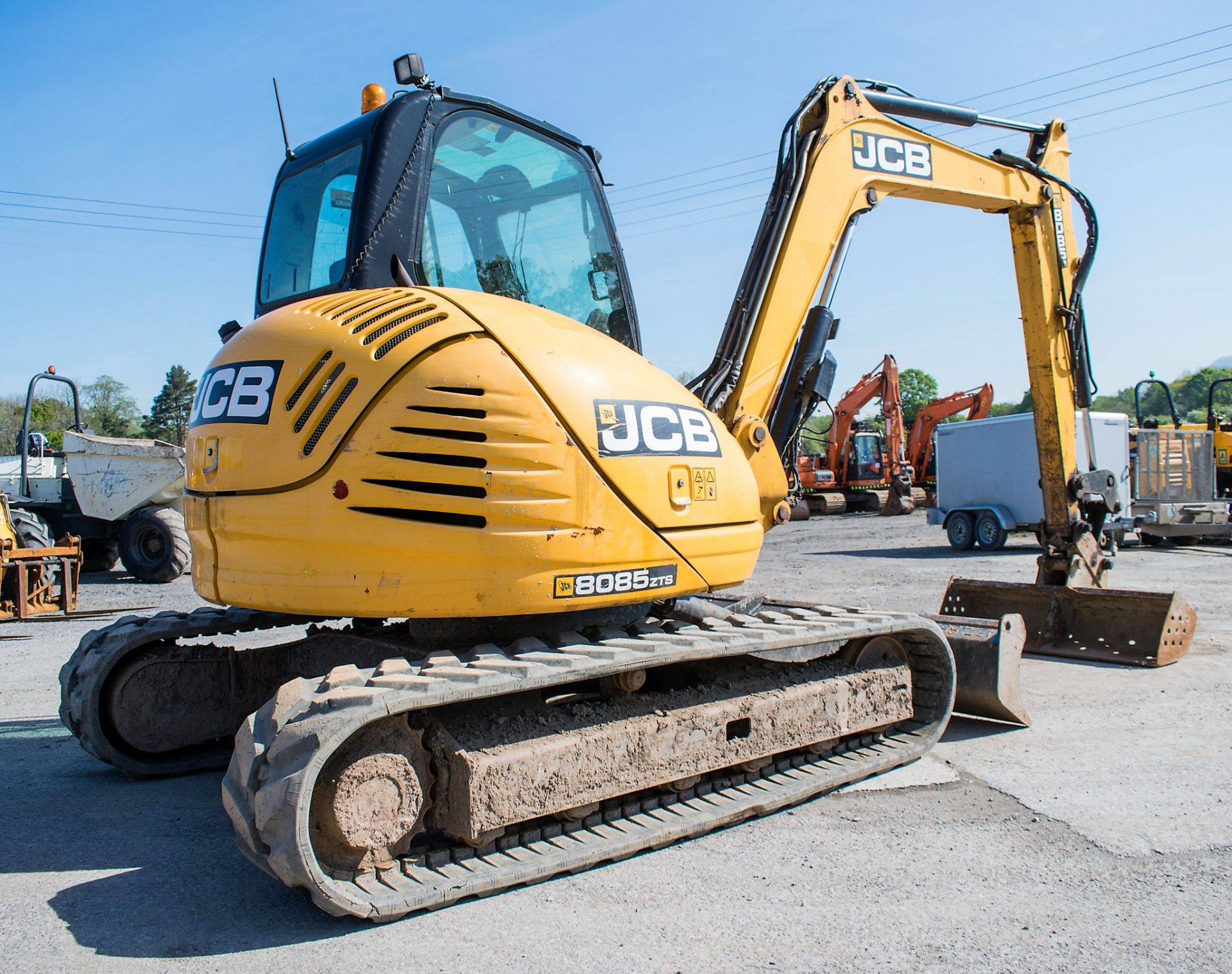 JCB 8085 ZTS 8.5 tonne rubber tracked midi excavator Year: 2012 S/N: 1072590 Recorded Hours: - Image 4 of 12