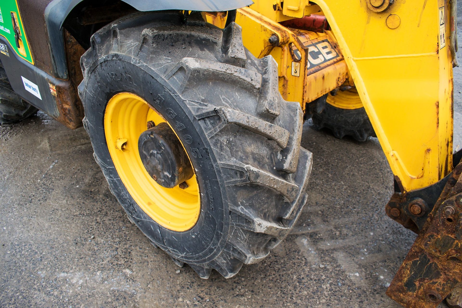 JCB 535-95 9.5 metre telescopic handler Year: 2013 S/N: 2180382 Recorded Hours: 1467 c/w rear camera - Image 10 of 13