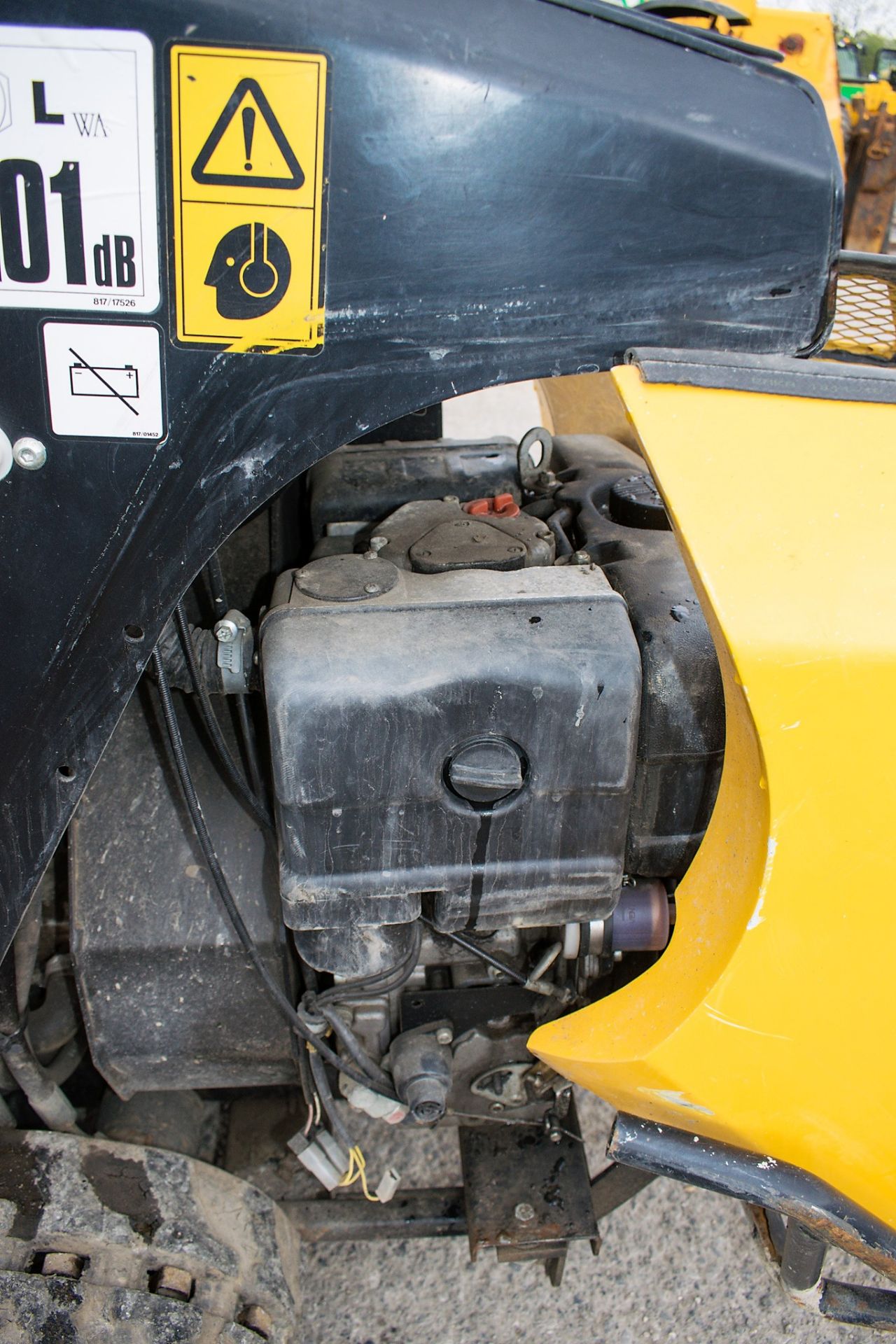 JCB HTD-5 Dumpster diesel driven rubber tracked hi-tip pedestrian dumper Year: 2016 S/N: 1593515 - Image 12 of 12