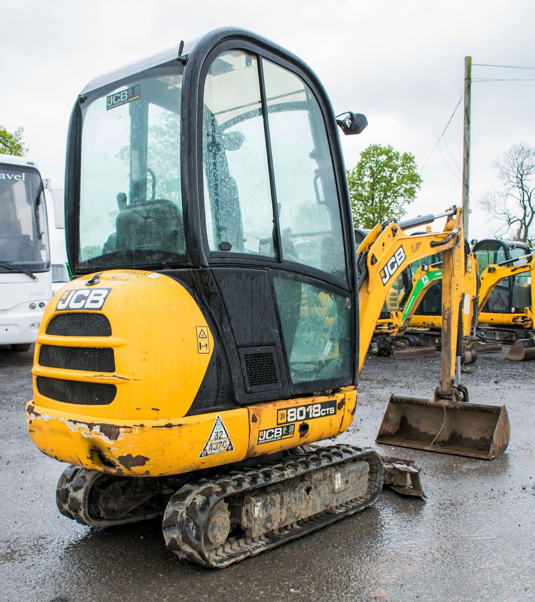 JCB 8018 1.8 tonne rubber tracked mini excavator Year: 2014 S/N: 2333718 Recorded Hours: 1585 blade, - Image 4 of 12