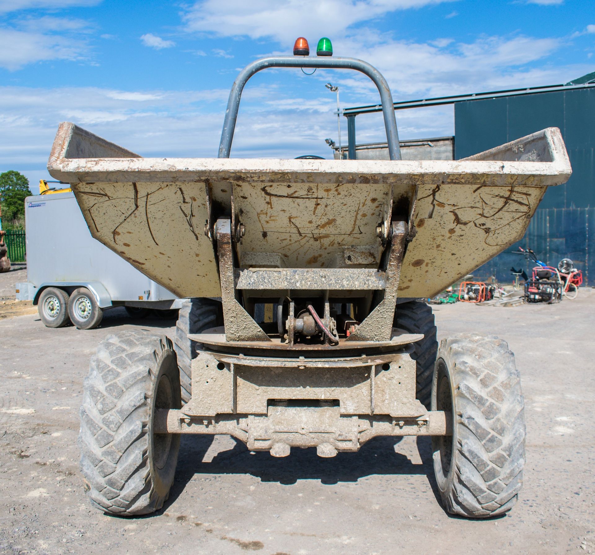 Terex 3 tonne swivel skip dumper Year: 2007 S/N: E701FS021 Recorded Hours: Not displayed ( Clock - Image 6 of 16