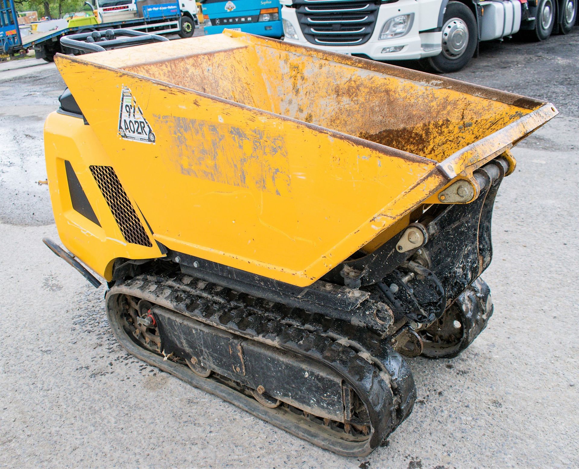 JCB HTD-5 Dumpster diesel driven rubber tracked hi-tip pedestrian dumper Year: 2016 S/N: 1593515 - Image 2 of 12