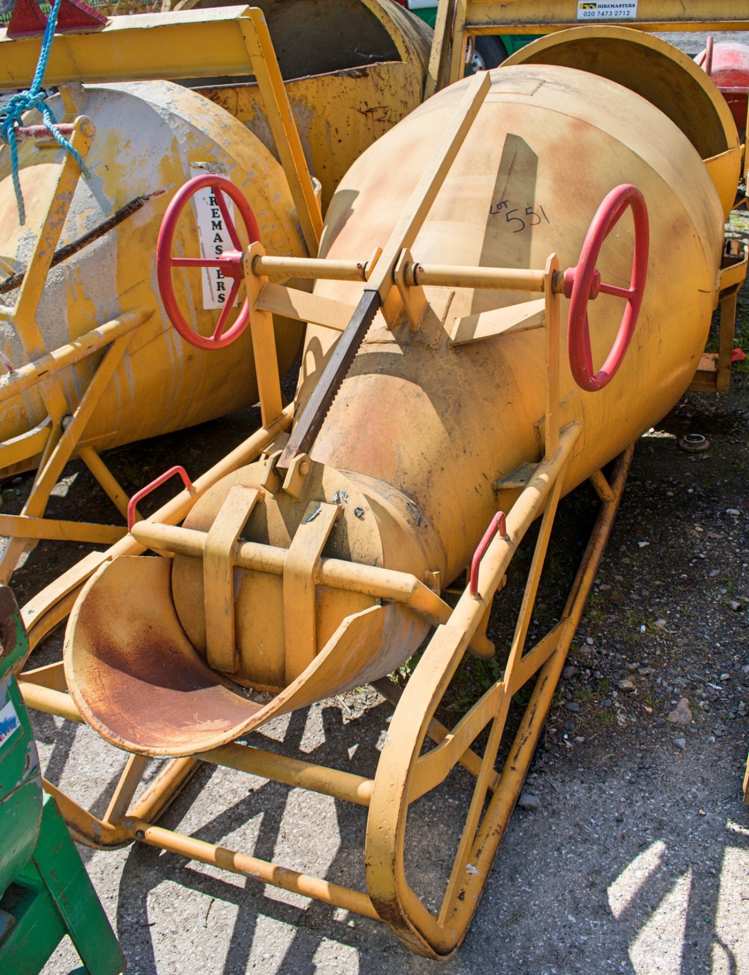 500 litre concrete chute/skip