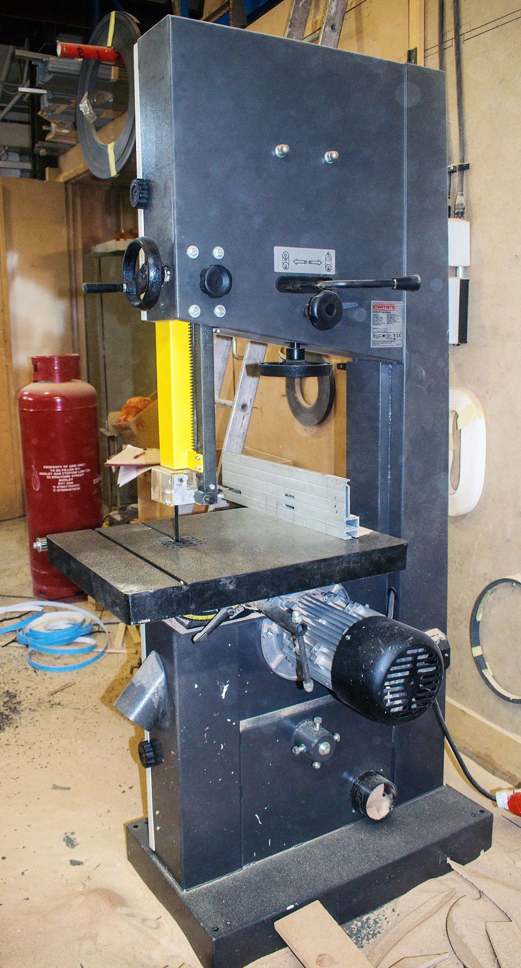 Startrite 503 400v 3 phase 20 inch bandsaw Year: 2016 S/N: 16091921006 Table Size: 633mm x 485mm - Image 2 of 5