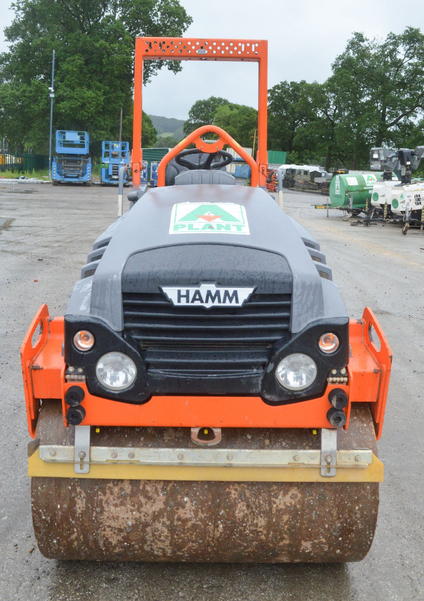 Hamm HD 12 double drum roller  Year: 2014 S/N: 2005369 Recorded Hours: 481 A633770 - Image 3 of 8