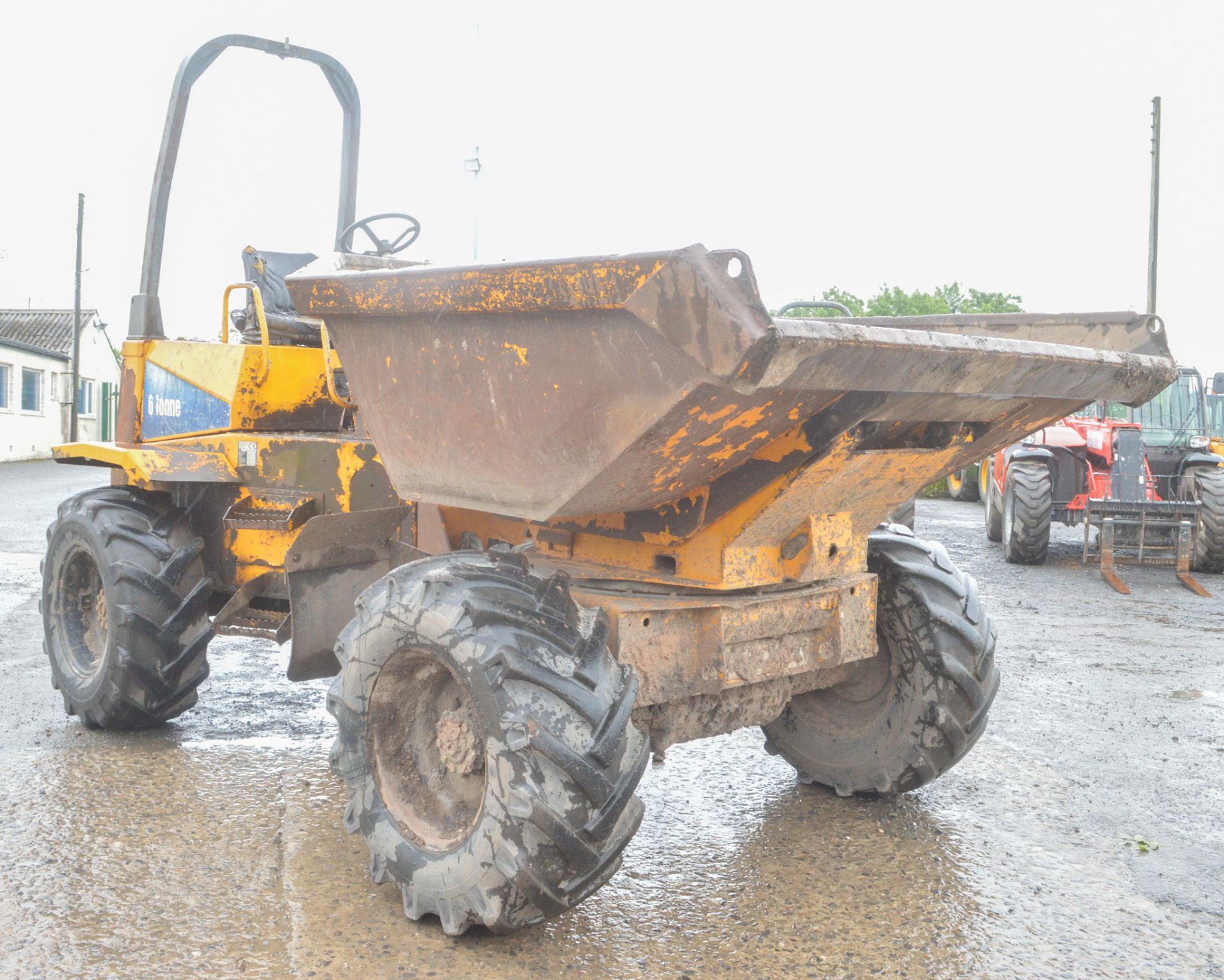 Thwaites 6 tonne swivel skip dumper  Year: 2004 S/N: A4536 - Image 2 of 13