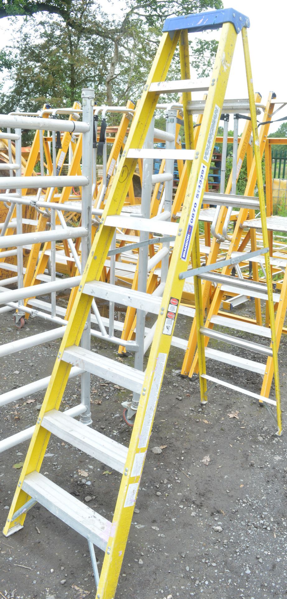 8 tread glass fibre framed step ladder