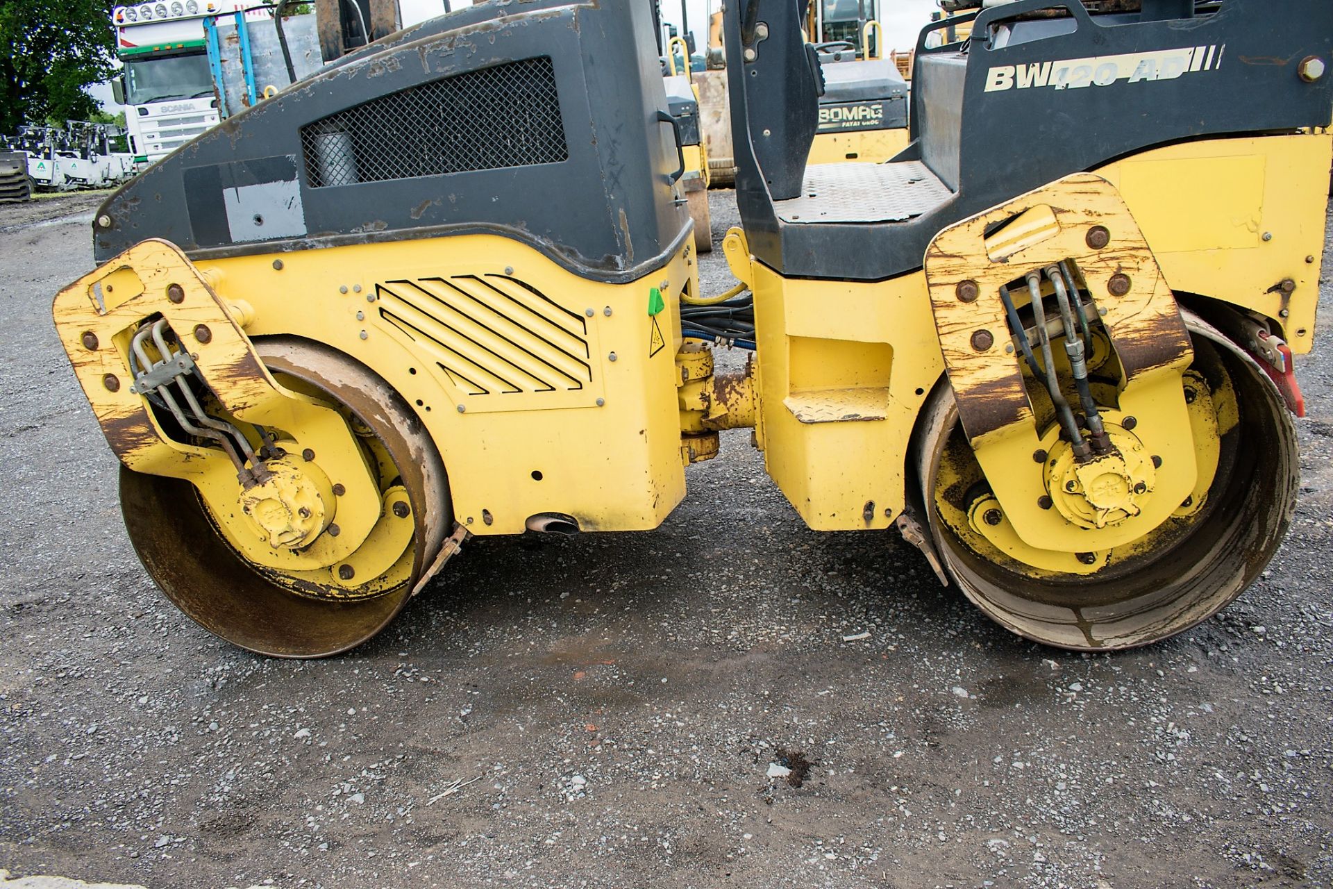 Bomag BW120 AD-4 double drum ride on roller Year: 2006 S/N: 23729 Recorded Hours: 1168 R1297 - Image 7 of 10