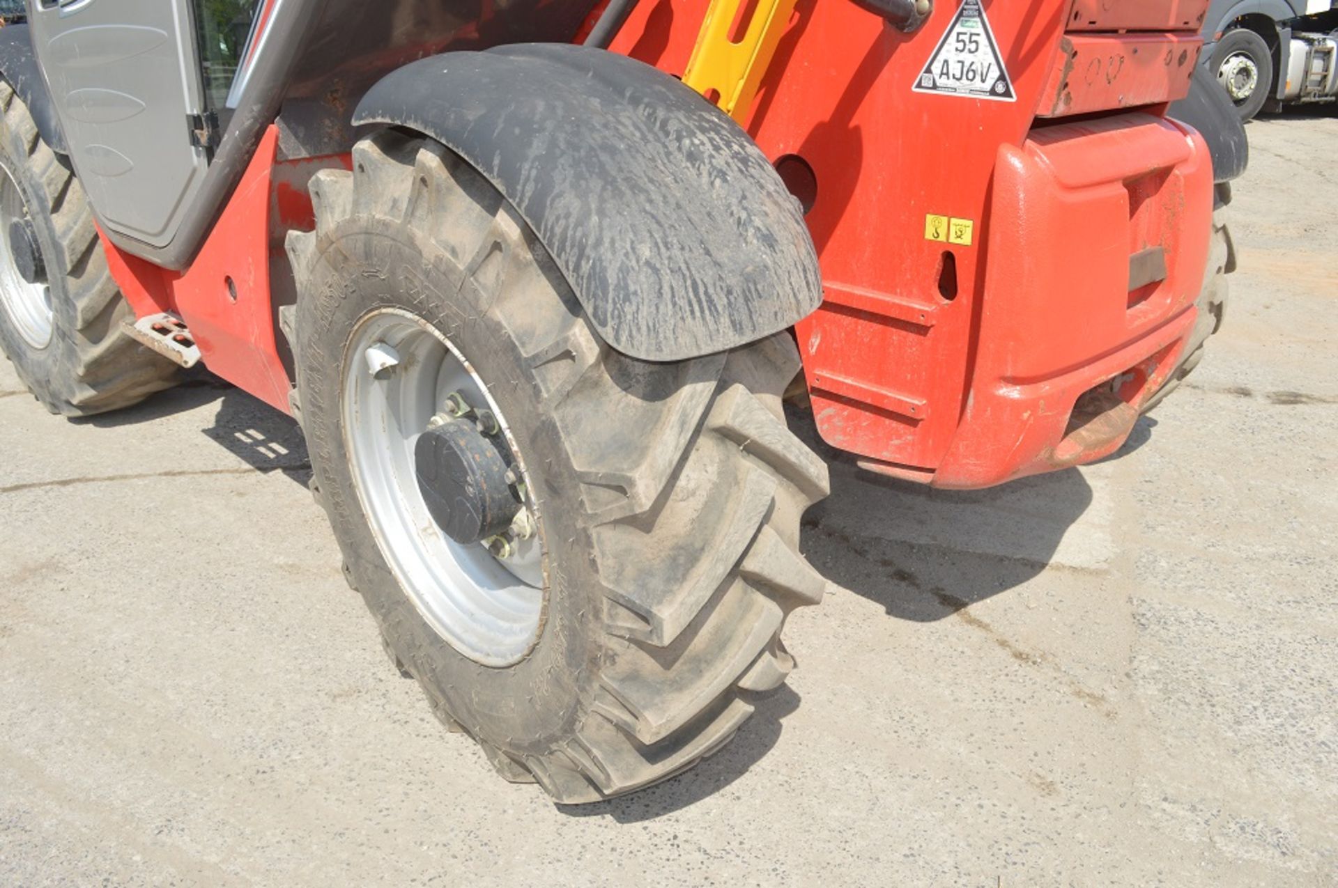 Manitou MT732 7 metre telescopic handler  Year: 2014 S/N: 939675 Recorded Hours 2020 c/w joystick - Image 8 of 19