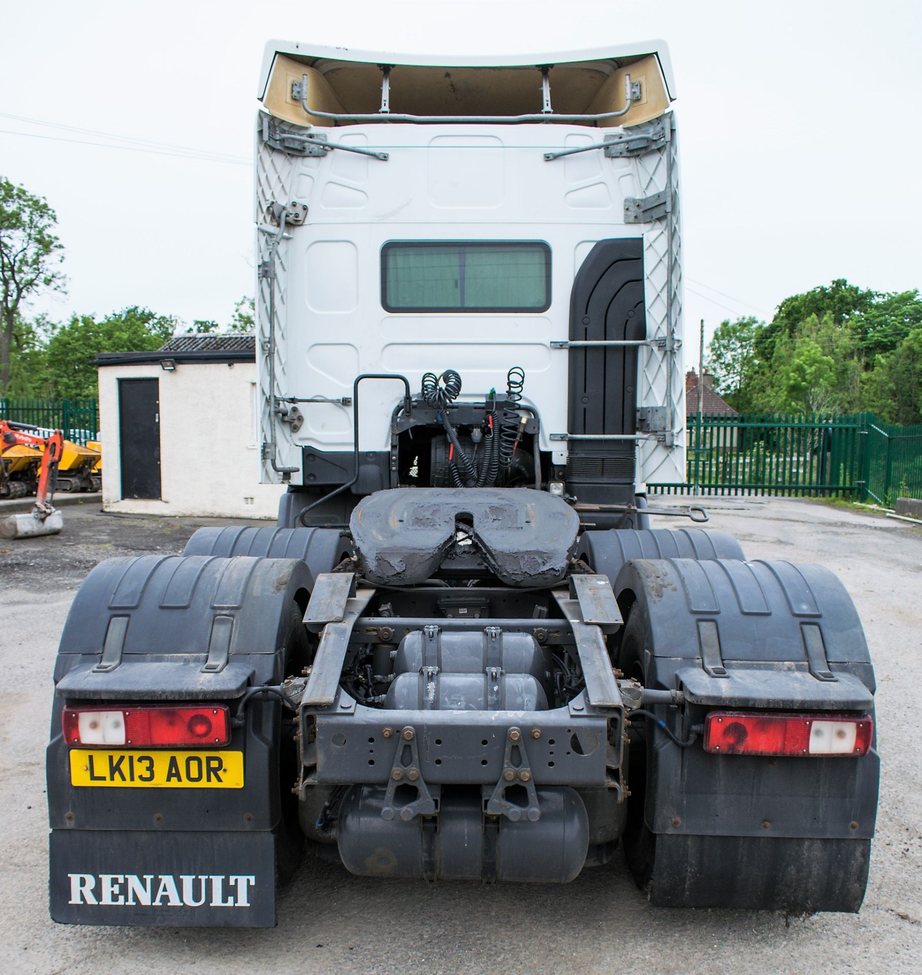 Renault 460 DXi EEV Premium 6x2 tractor unit Registration Number: LK13 AOR Date of Registrtation: - Bild 6 aus 12