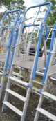 Clow aluminium step ladder/podium A707843