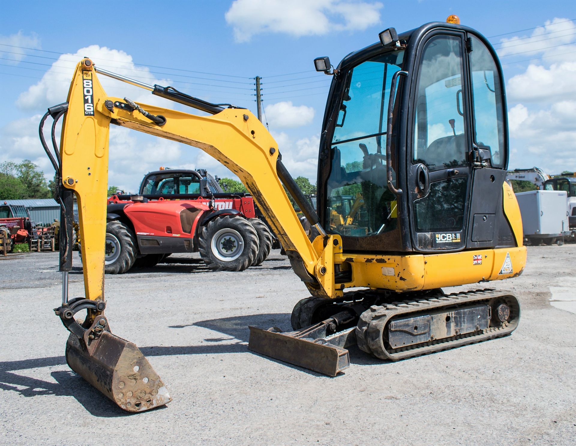 JCB 8016 CTS 1.5 tonne rubber tracked mini excavator Year: 2013 S/N: 2071365 Recorded Hours: 2233