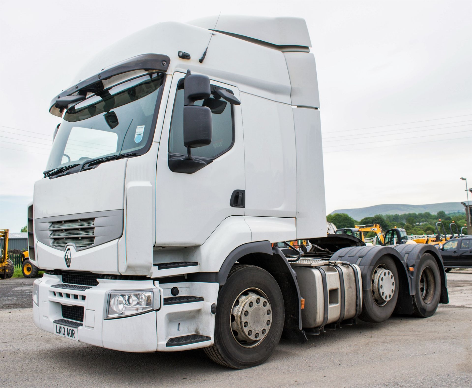 Renault 460 DXi EEV Premium 6x2 tractor unit Registration Number: LK13 AOR Date of Registrtation: