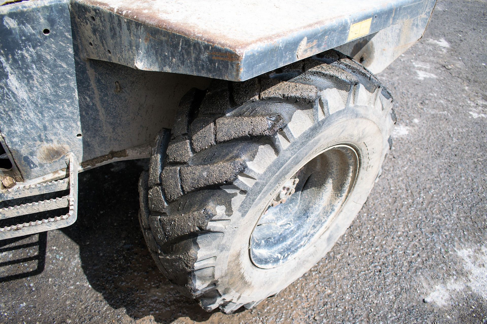 Terex 3 tonne swivel skip dumper Year: 2007 S/N: E704FS141 Recorded Hours: Not displayed (Clock - Image 11 of 15