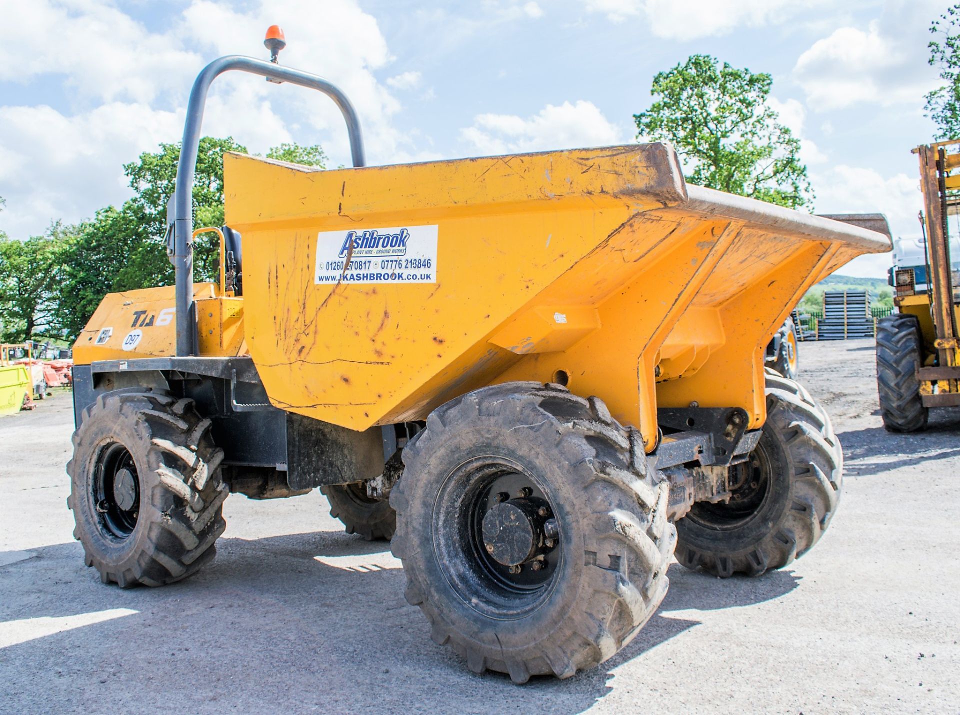 Terex TA6 6 tonne straight skip dumper Year: 2011 S/N: DP0EB1MS2181 Recorded Hours: 2977 D97 - Image 2 of 15