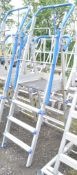 Clow aluminium step ladder/podium A785983
