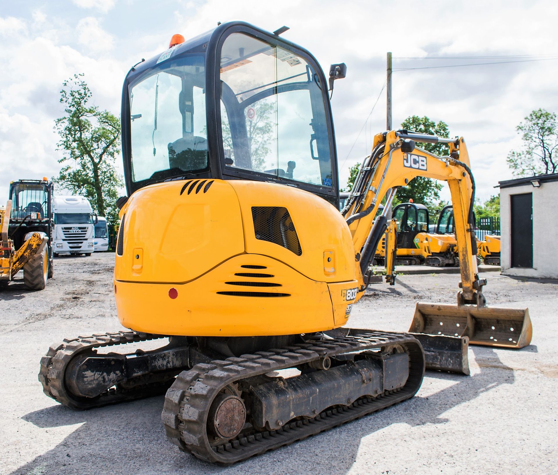 JCB 8030 ZTS 3 tonne rubber tracked mini excavator Year: 2013 S/N: 2021804 Recorded Hours: 2307 - Image 4 of 12