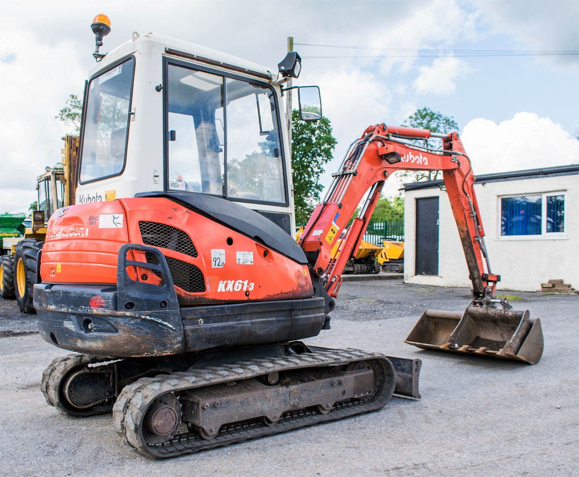 Kubota KX61-3 2.6 tonne rubber tacked mini excavator Year: 2012 S/N: 79095 Recorded Hours: 3287 - Image 4 of 12