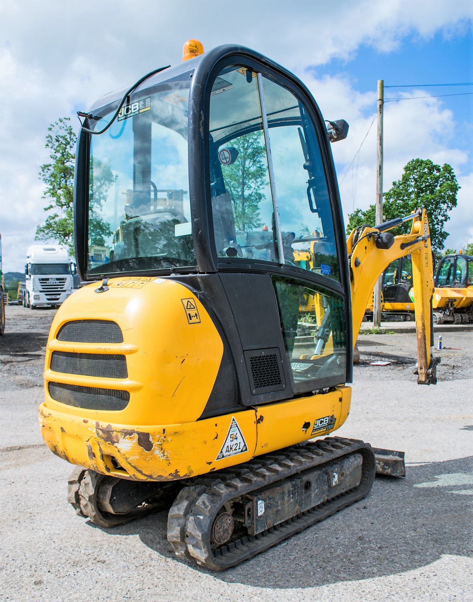 JCB 8016 CTS 1.5 tonne rubber tracked mini excavator Year: 2014 S/N: 2071575 Recorded Hours: 1971 - Image 4 of 12