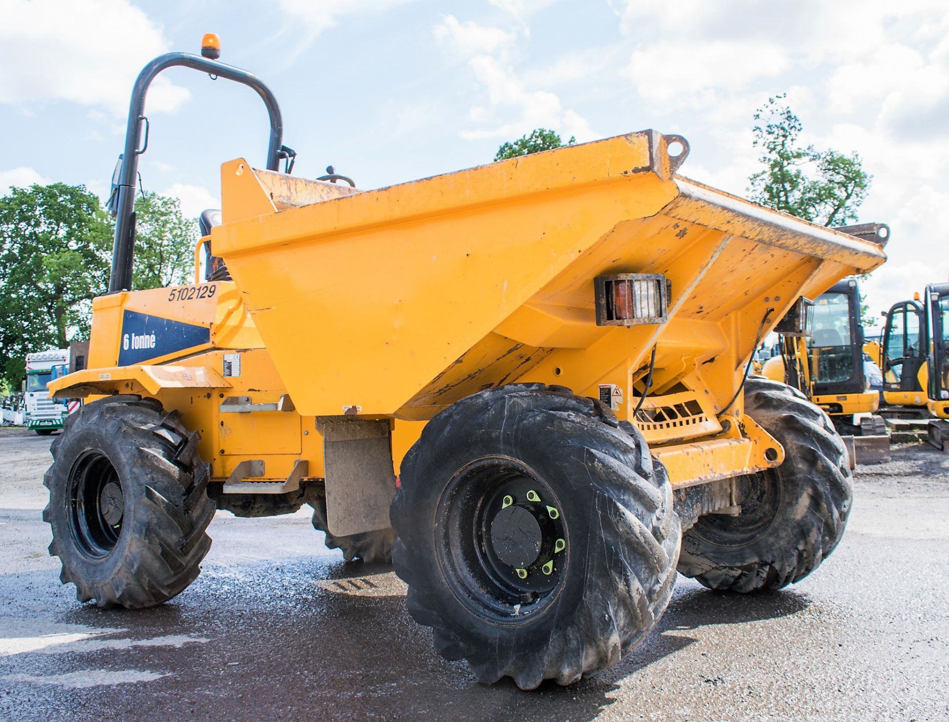 Thwaites 6 tonne straight skip dumper Year: 2014 S/N: C7297 Recorded Hours: 856 5102129 - Image 2 of 14