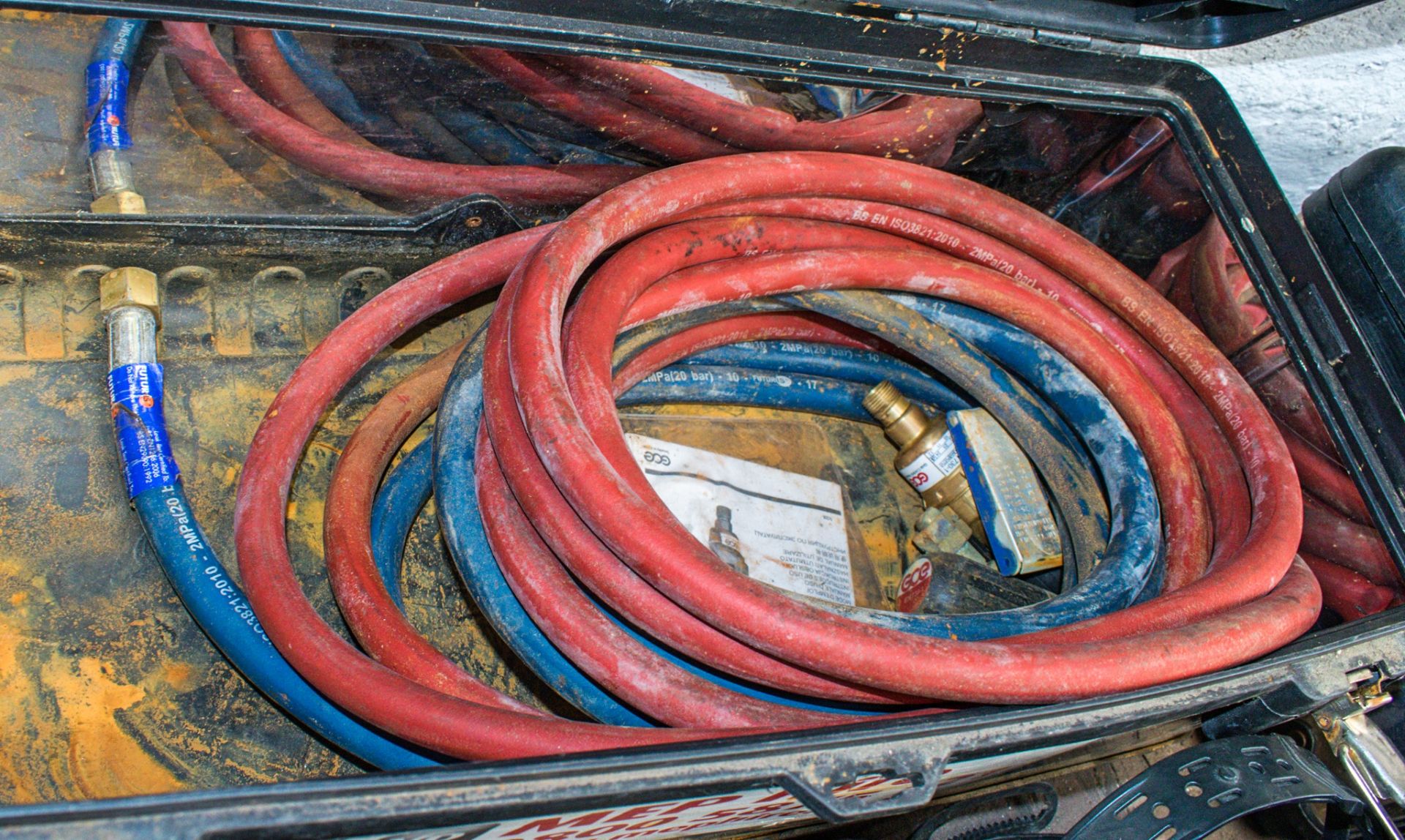Gas welding hose c/w carry case