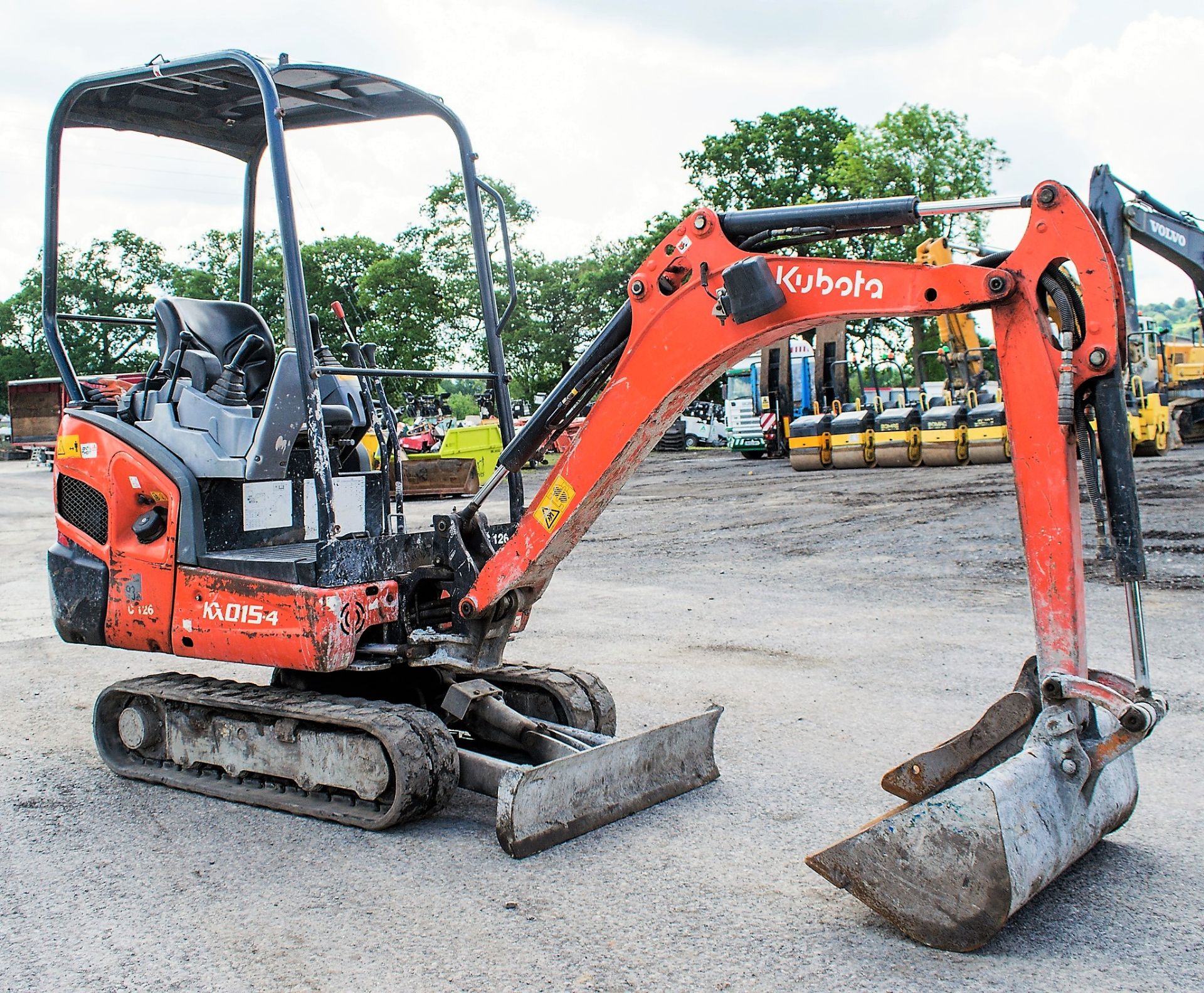 Kubota KX015-4 1.5 tonne rubber tracked mini excavator Year: S/N: Recorded Hours: 1850 blade, - Image 2 of 12