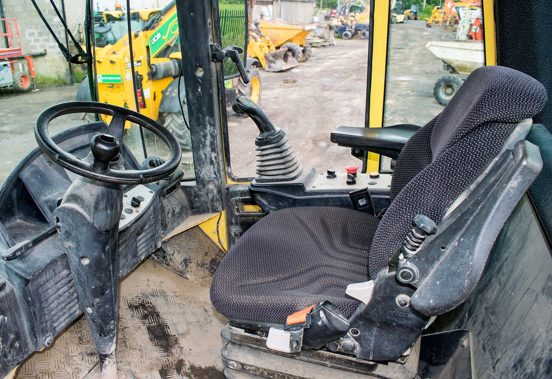 Bomag BW213 DH-4 single drum roller Year: 2014 S/N: 181054 Recorded Hours: 2594 DEC157 - Image 12 of 12