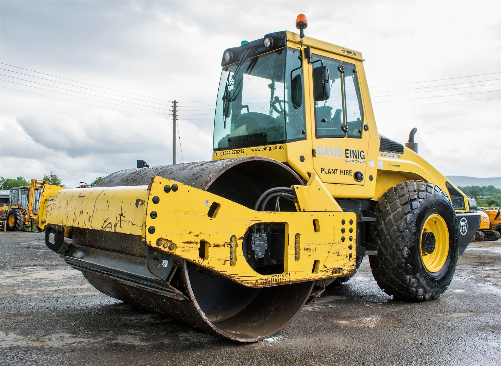 Bomag BW213 DH-4 single drum roller Year: 2014 S/N: 181054 Recorded Hours: 2594 DEC157