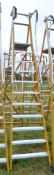 11 tread glass fibre framed step ladder E0012921