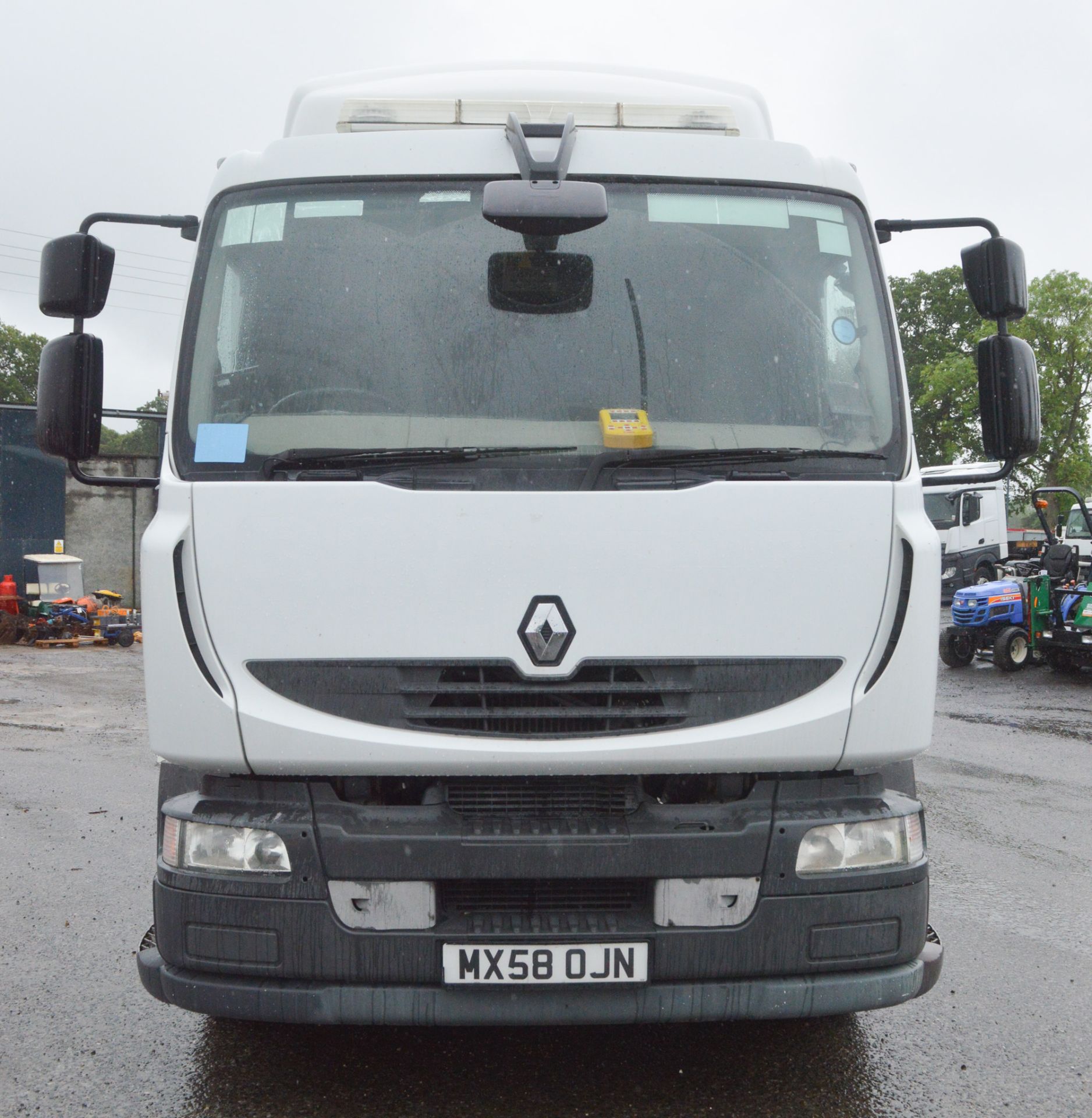 Renault Midlum 240 DXI 4 x 2 crash cusion drop side lorry Reg No: MX58OJN Rec Kms: 340,145  MOT Exp - Image 3 of 15