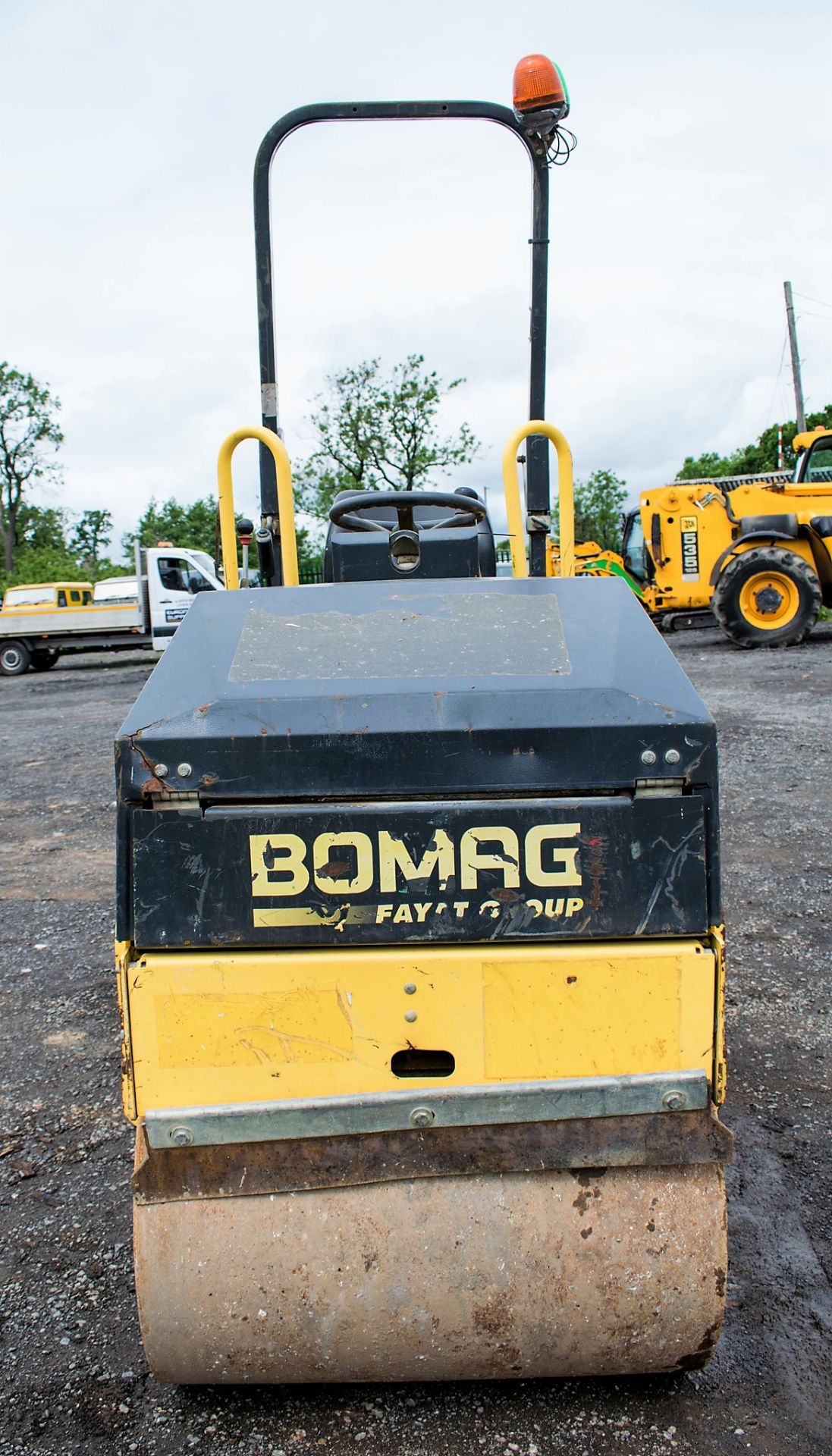 Bomag BW80 ADH-2 double drum ride on roller Year: 2007 S/N: 26895 Recorded Hours: 971 975 - Image 5 of 10